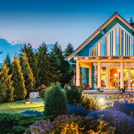 With Hot Tub And Sauna With Beautiful Views *